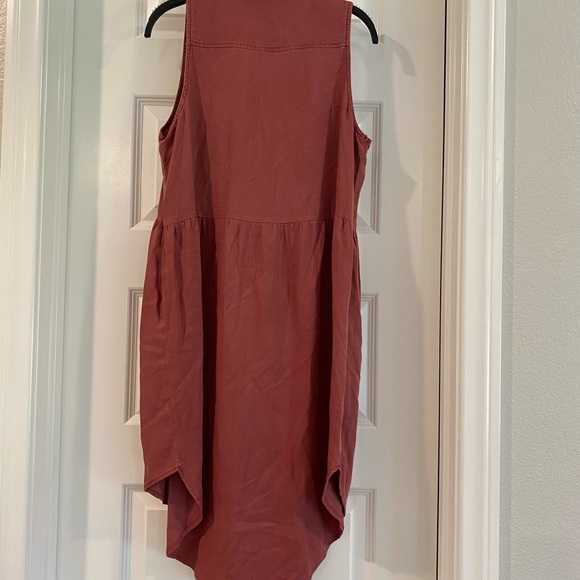 B.P. Sleeveless Woven Shirtdress - Picture 6 of 6